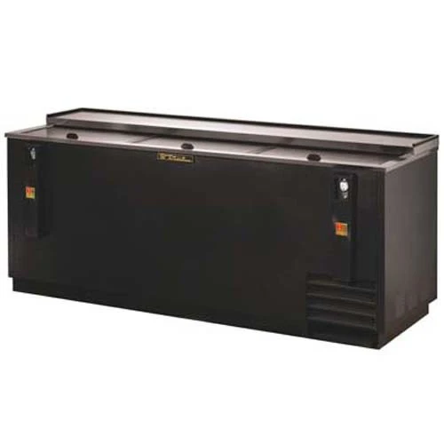 True TD-80-30-HC Bottle Cooler, Horizontal, 3 Section, 80 1/2" Wide, Black