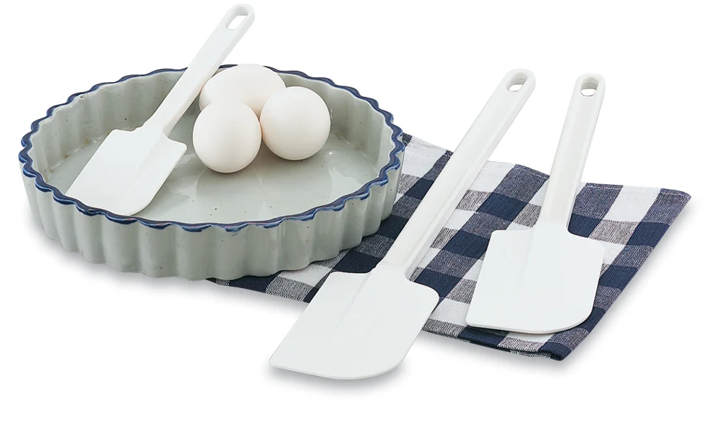 Vollrath 52009 White 9.5" Scraper Rubber Spatula - Image 2